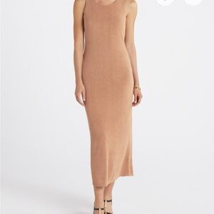 NWT! Florencia Tan Maxi Dress- Size Large